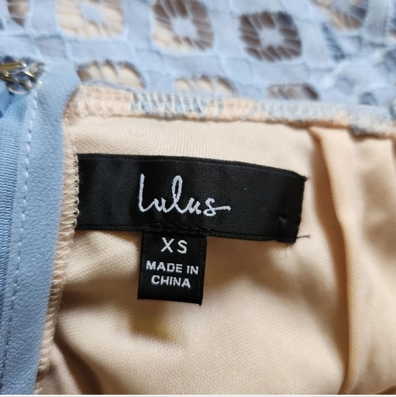 Lulu's Steal A Kiss Dress Extra Small Blue Lace Lined Event - Picture 5 of 10